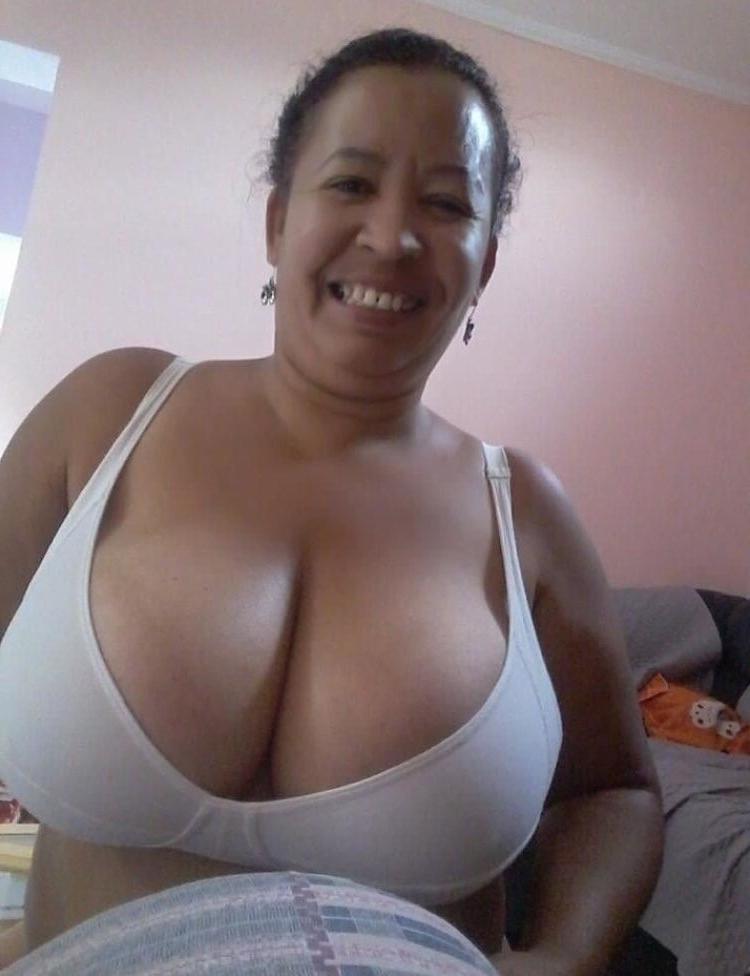 25P Fuckable milfs mix