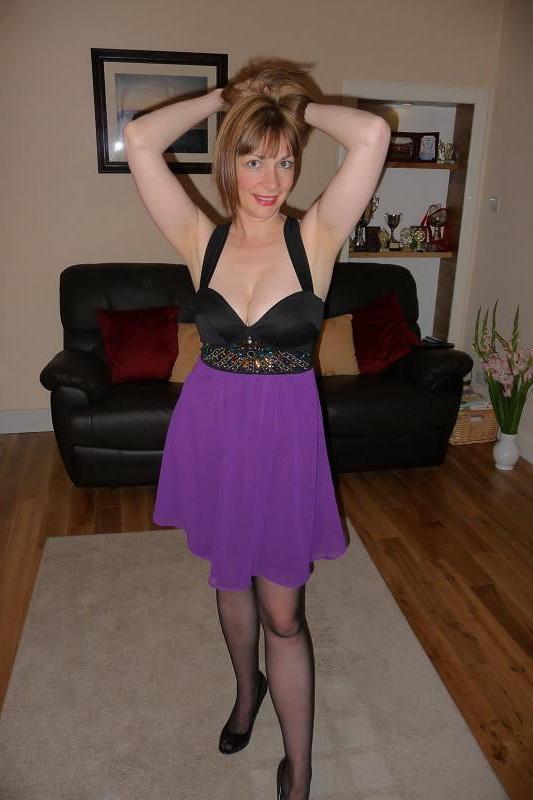 25P Karen mature show big boobs pussy solo play fuck and suck