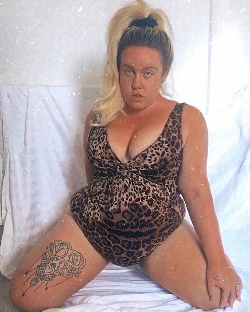 25P Cum bucket stacy