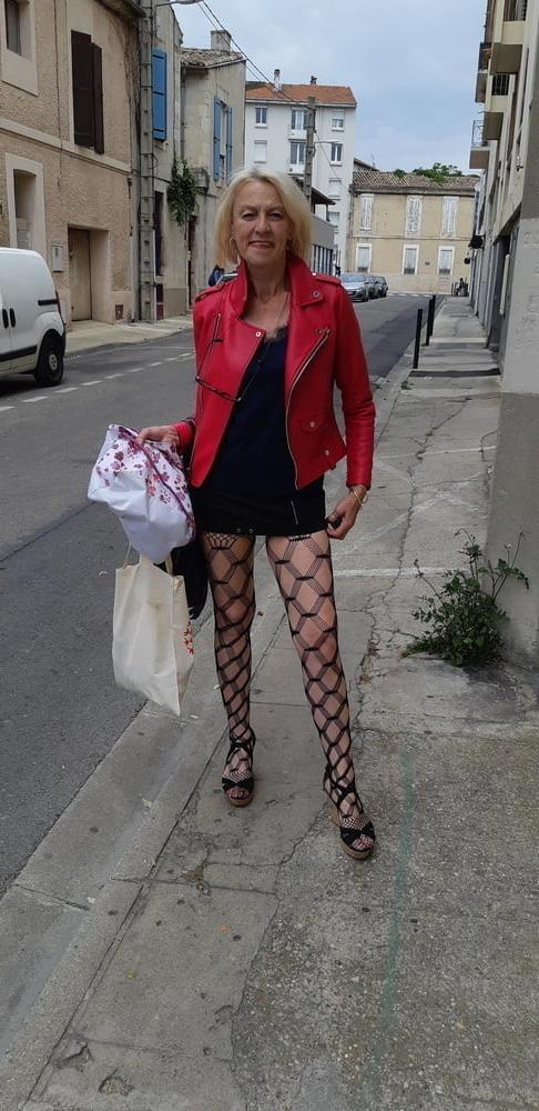 25P MILF Pussy To CUM To