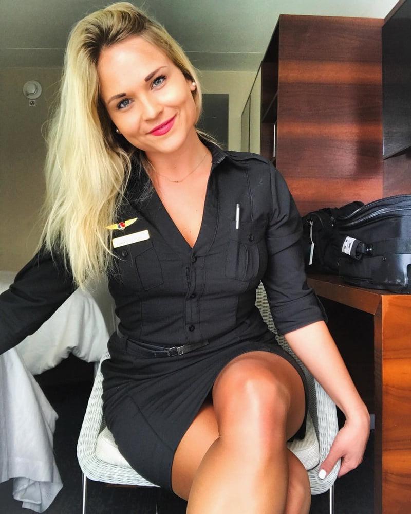 25P Groomed, Air Hostess Mom in Pantyhose