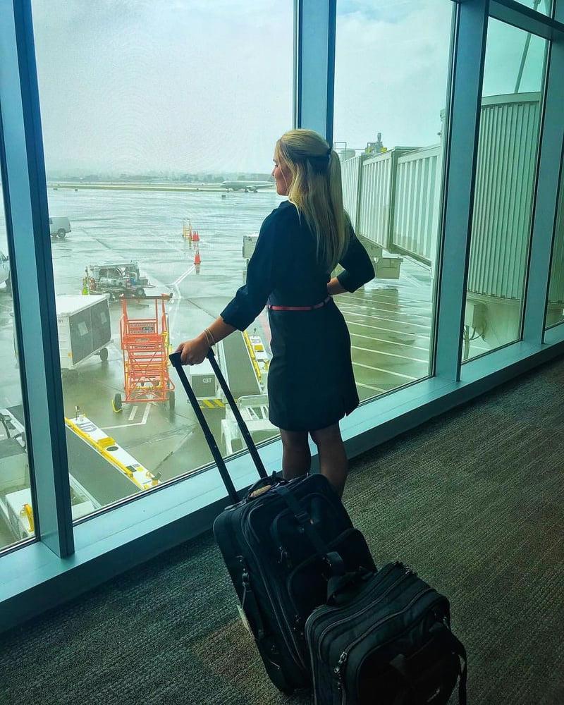 25P Groomed, Air Hostess Mom in Pantyhose