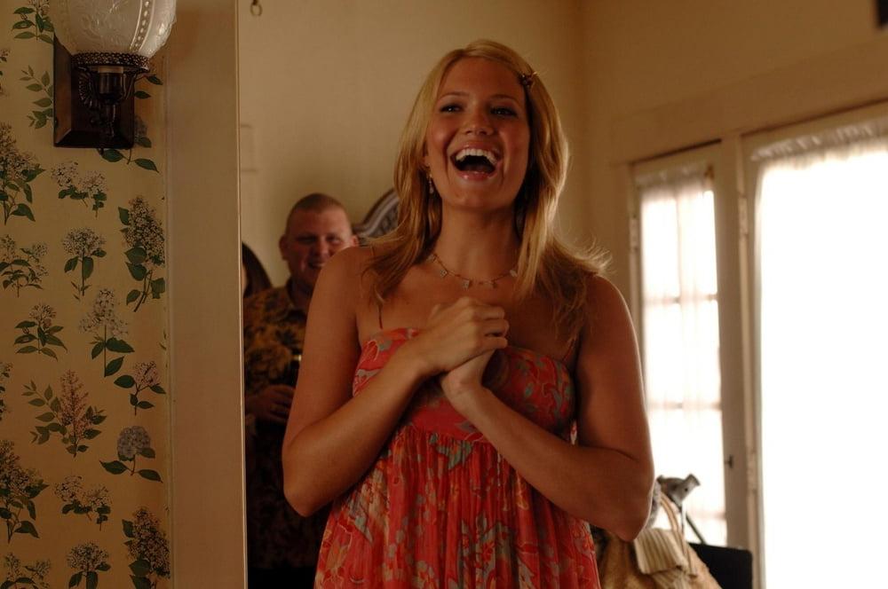 16P Mandy Moore - "American Dreamz" Stills (2006)