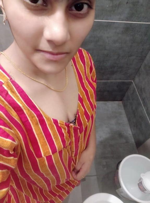 23P hot desi girl with big boobs