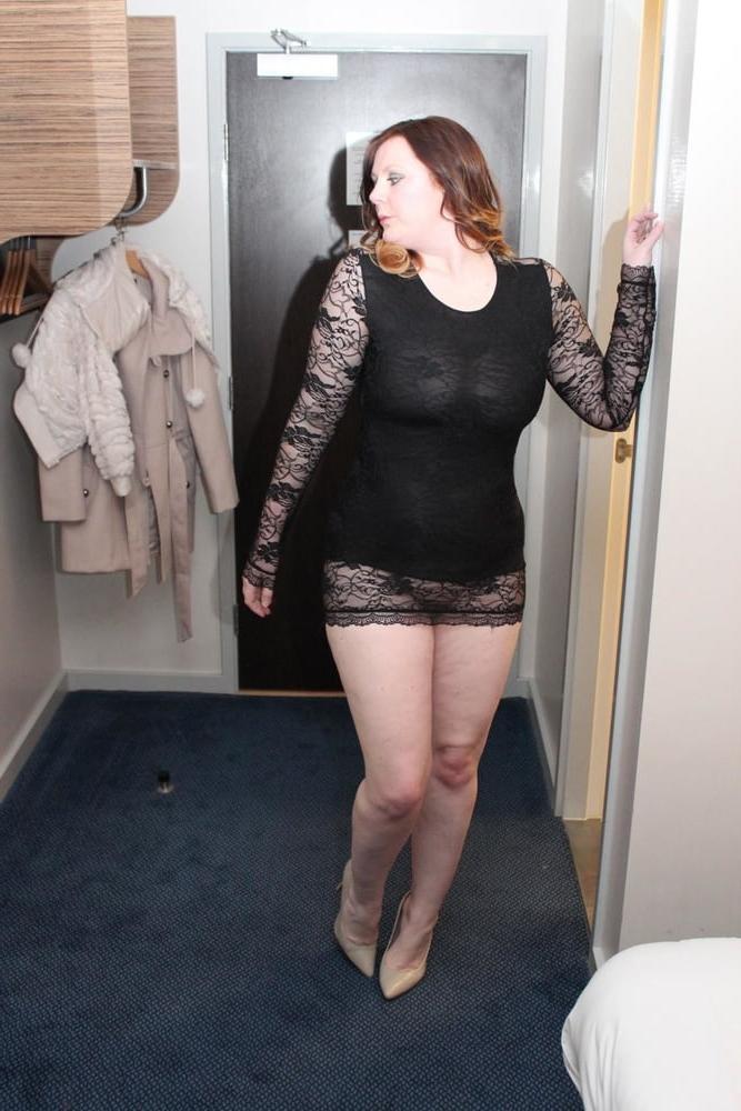 25P Mom buys new lingerie