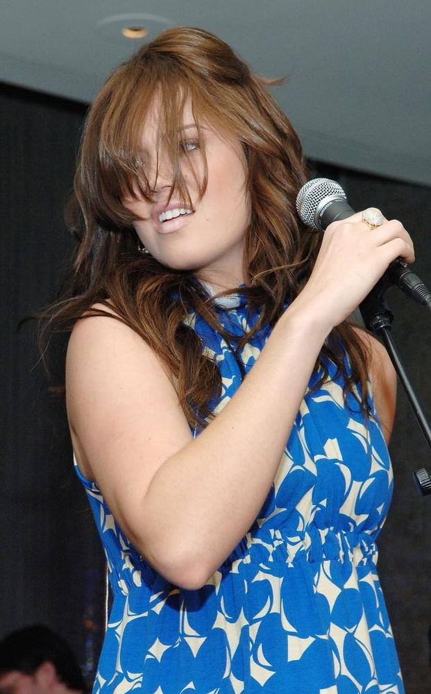 10P Mandy Moore - Mblem Spring Collection Debut (27 August 2007)
