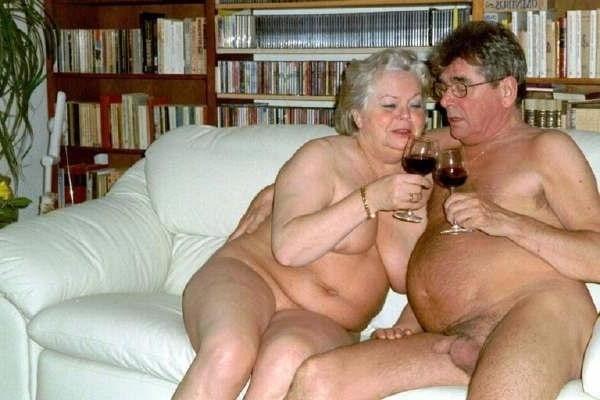 25P Mature Couples
