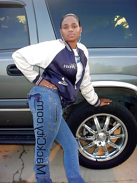 20P Diva Phat Booty Chick.