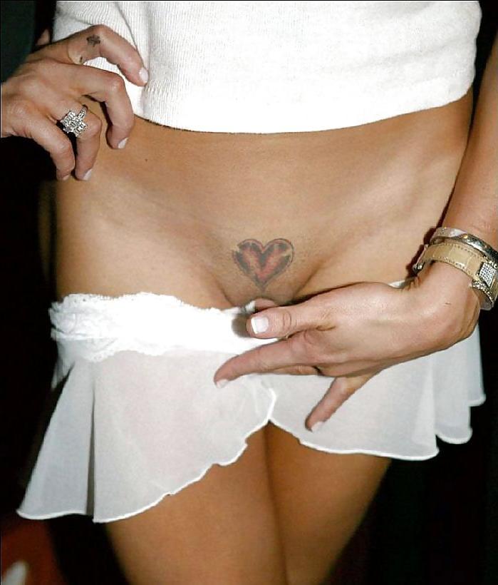25P Tattooed and pierced girls