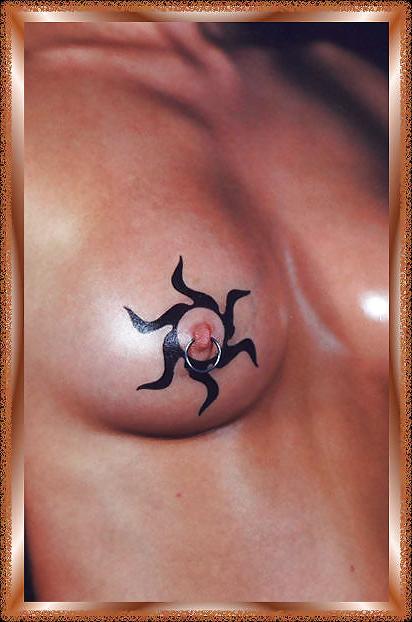 25P Tattooed and pierced girls