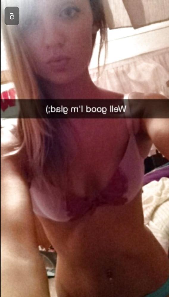 25P That's what she posted 30 (Selfie in English)