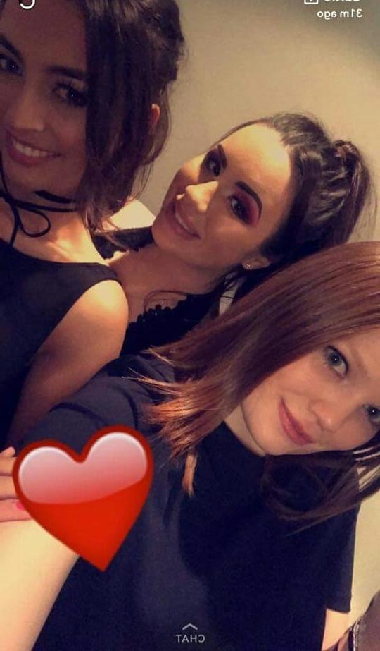 10P Hot Glasgow girl big boobs