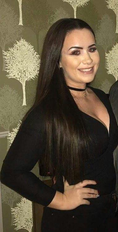 10P Hot Glasgow girl big boobs
