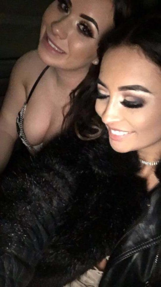 10P Hot Glasgow girl big boobs