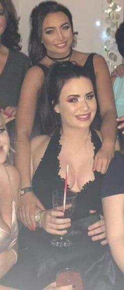 10P Hot Glasgow girl big boobs