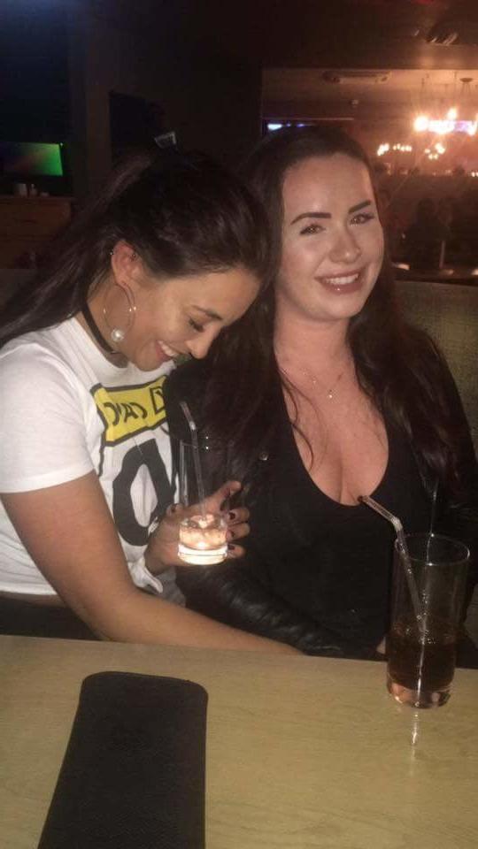 10P Hot Glasgow girl big boobs