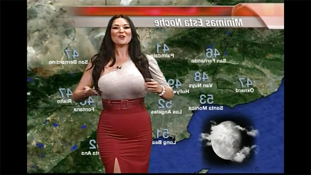 19P News Time With Big Boobs