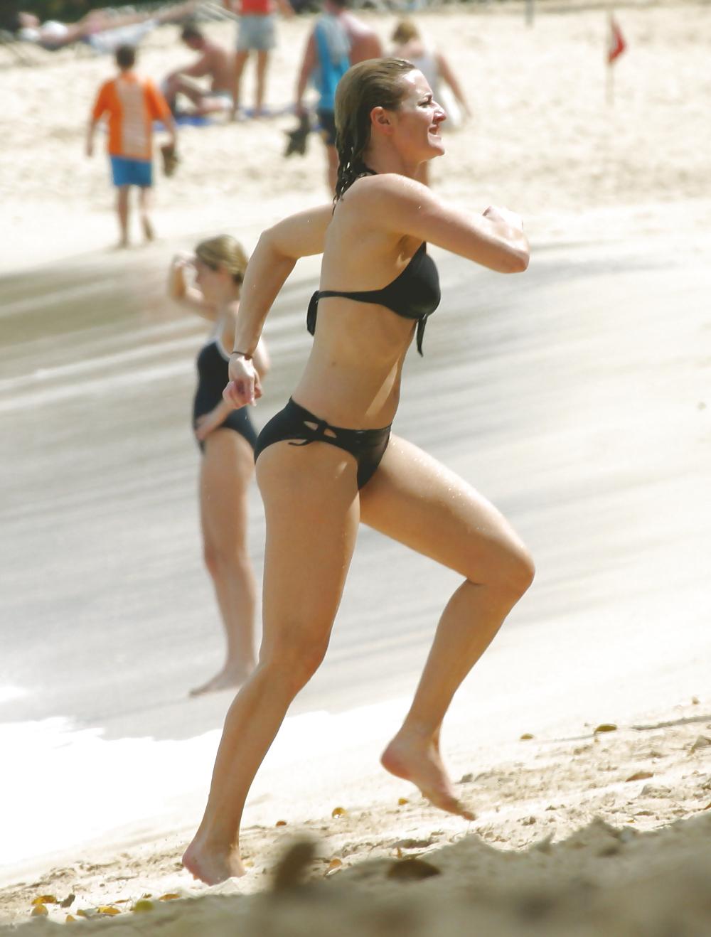 25P Gabby Logan - MILF