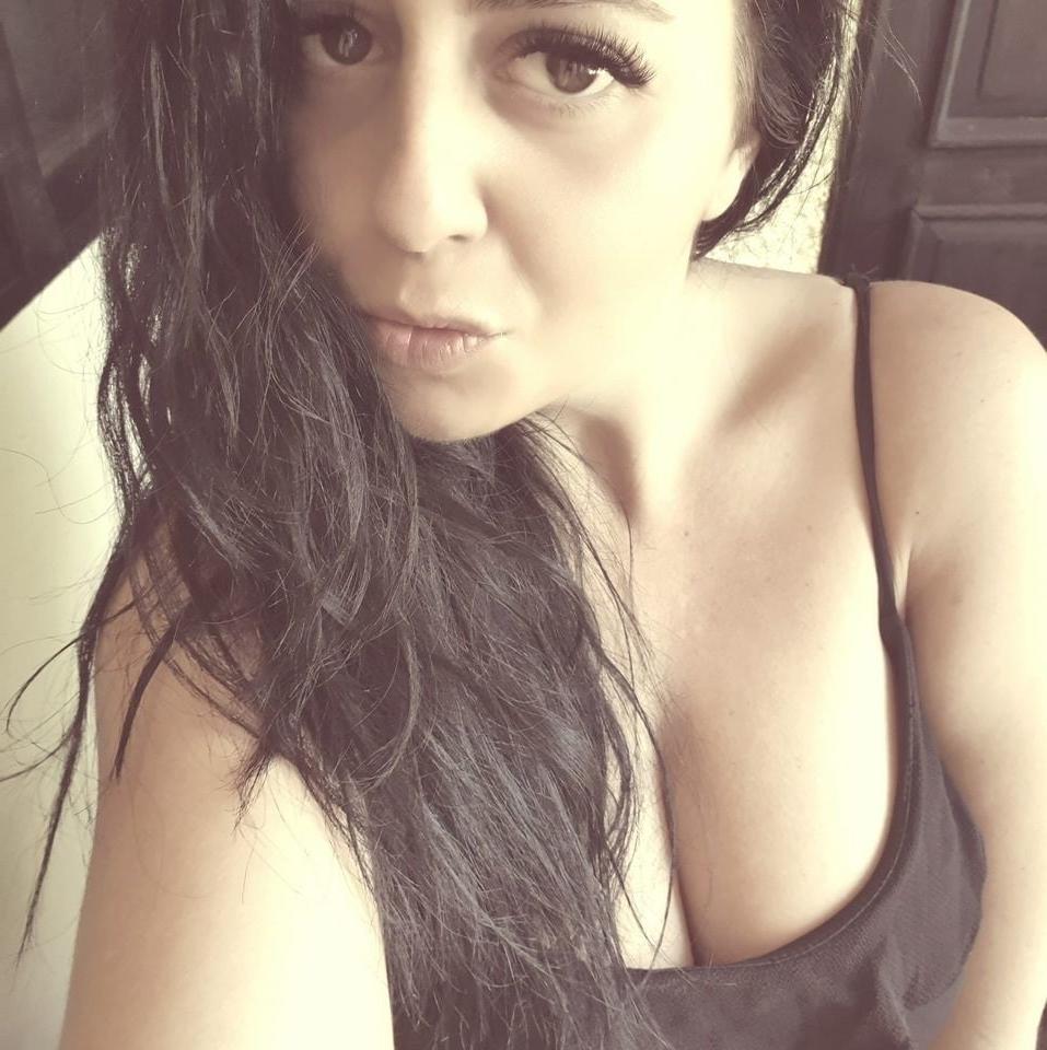 22P Big boobs bitch