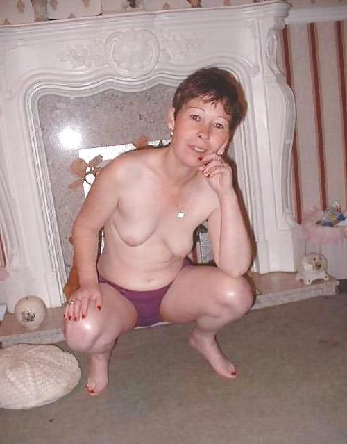17P Swinger mom
