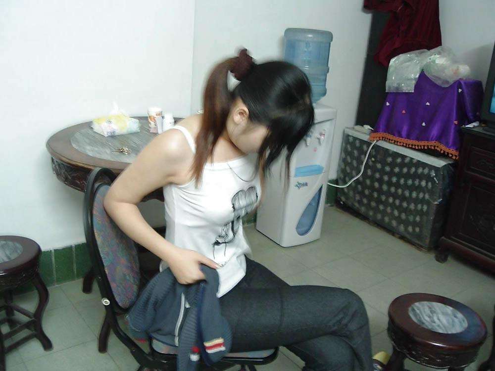 9P Korean virgin fucked by boss