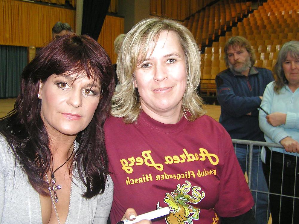 25P Andrea Berg - Mature German Music Star