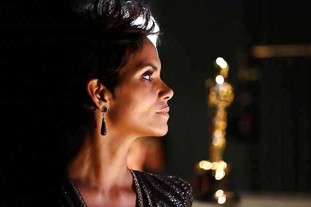25P Halle Berry  mega collection 2