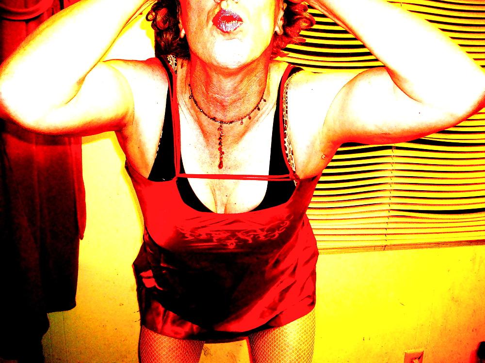 20P Crossdressing slut wants your cock
