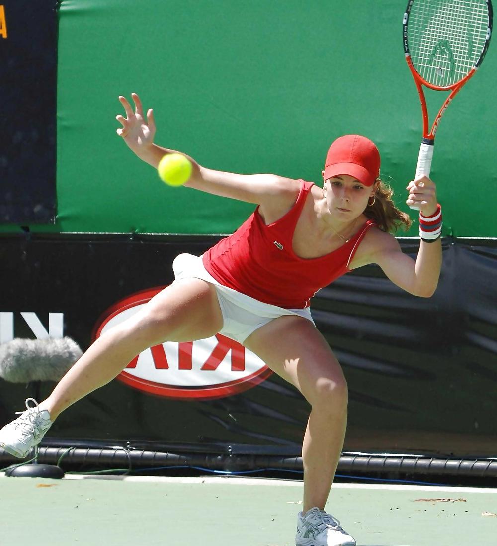 20P Alize Cornet
