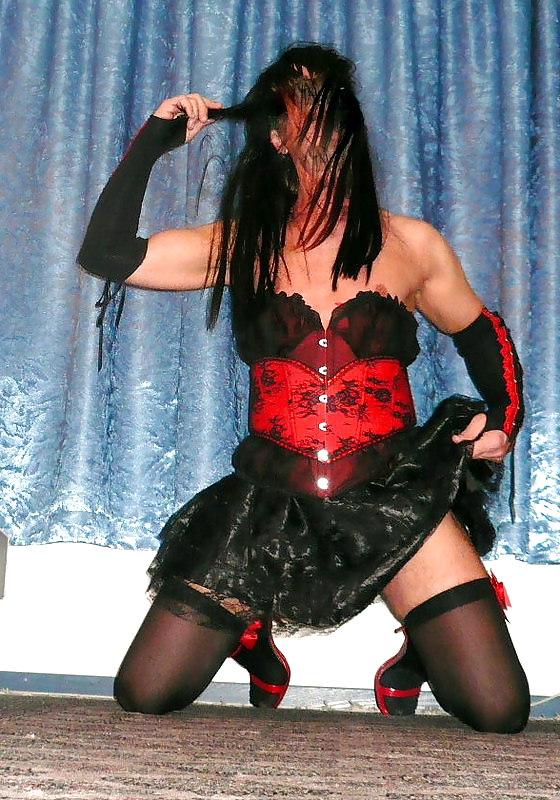 11P Crossdresser TV DWT