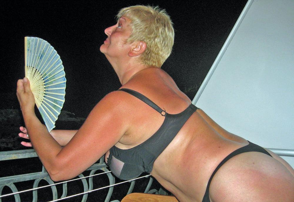 25P Fun at the balcony