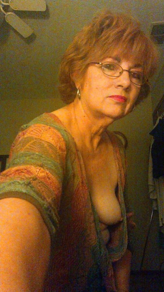 17P Wifes Exposed