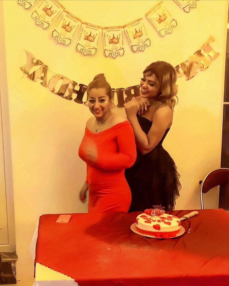 25P Big Boobs (Iran) 4