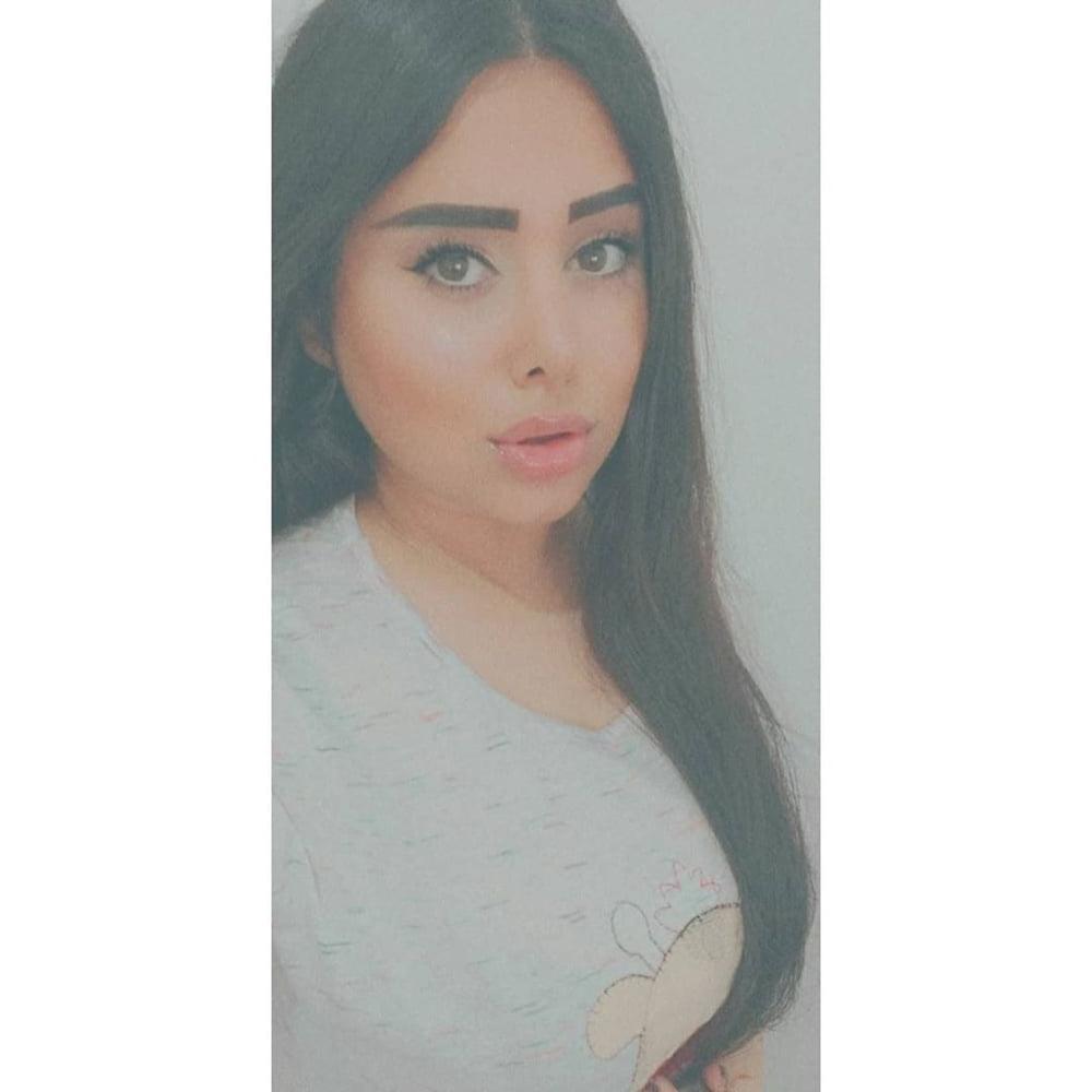 25P Big Boobs (Iran) 4