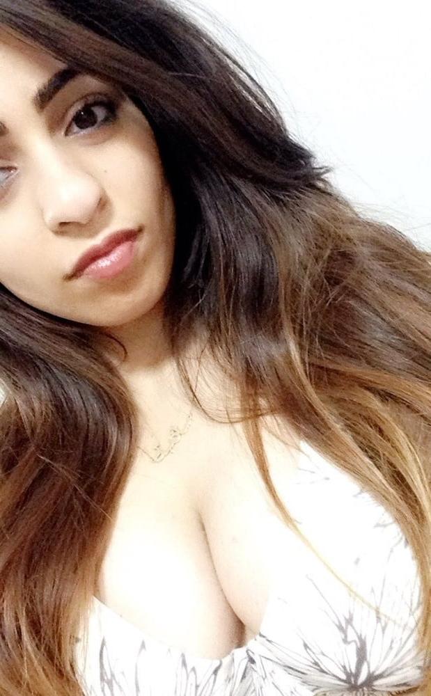 25P Indian teen with big boobs exposed