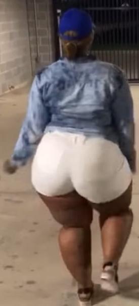 20P Big leg huge booty thick bbw pear no prefernce