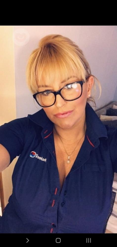 25P Hotwives 6