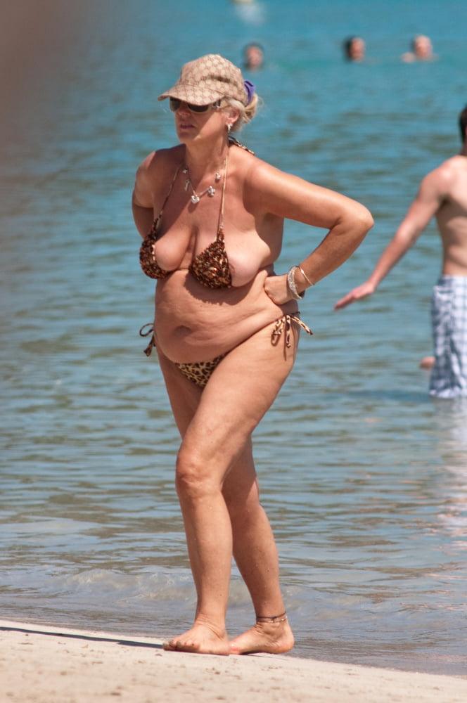 25P Big Boobs Mature 39