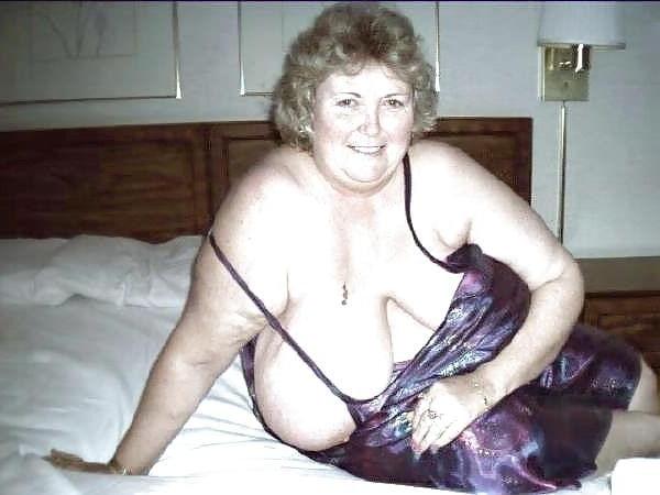 25P Big Boobs Mature 39
