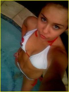 25P Miley Cyrus makes me cum everyday