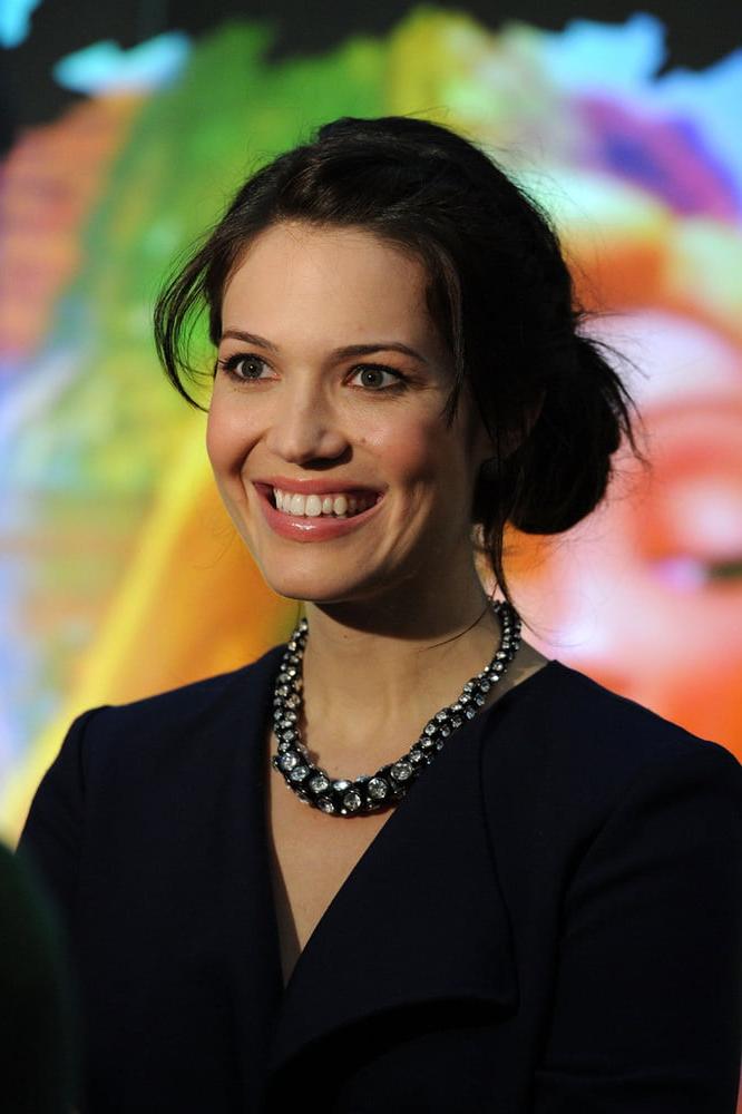 25P Mandy Moore - Promoting Tangled at Disney Store (19 Nov 2010