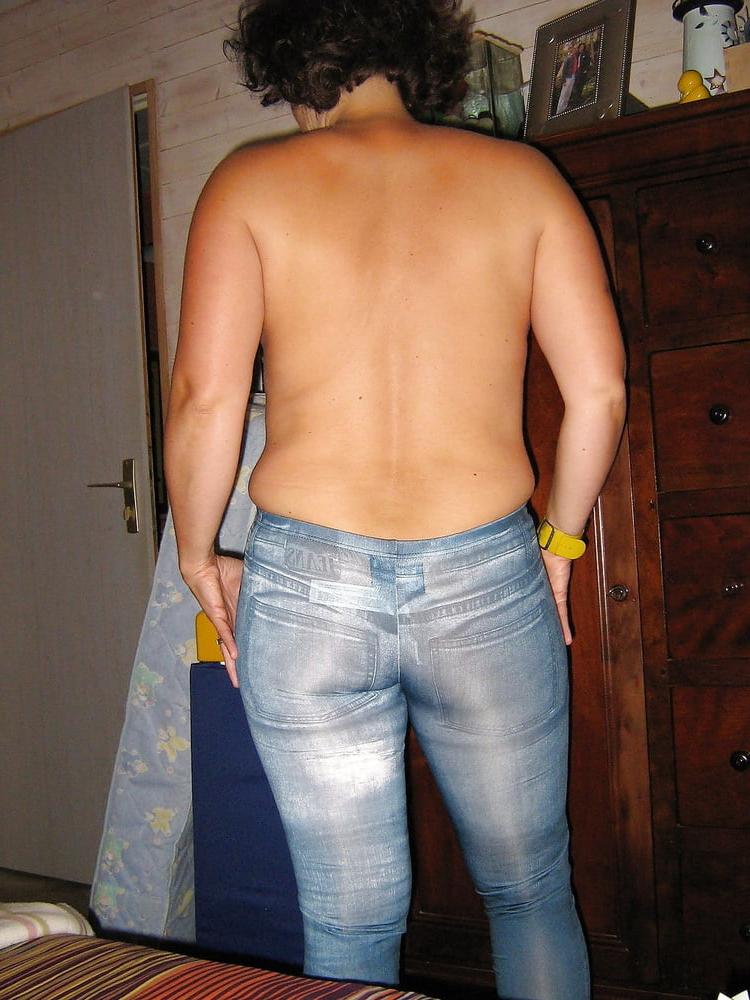 25P Claudine Moreau mom slut