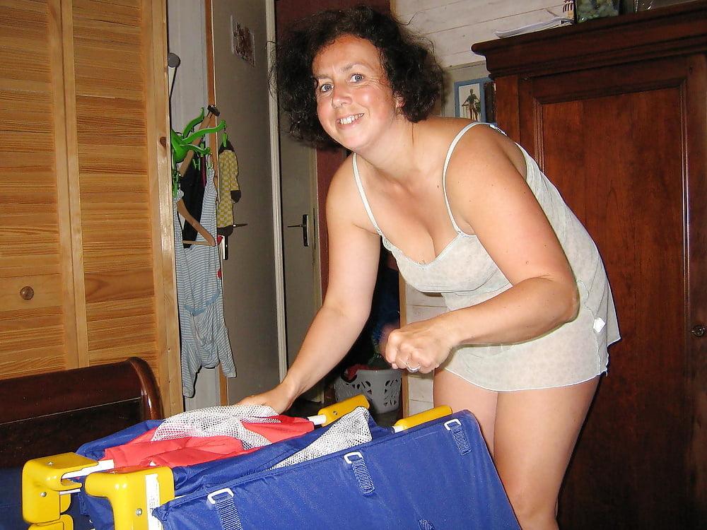 25P Claudine Moreau mom slut