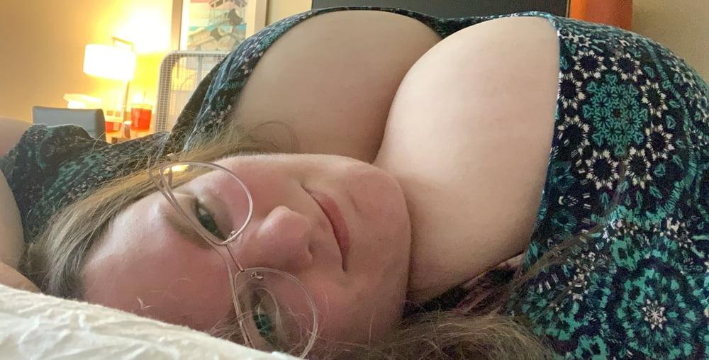25P Cum On These Fucking Tits