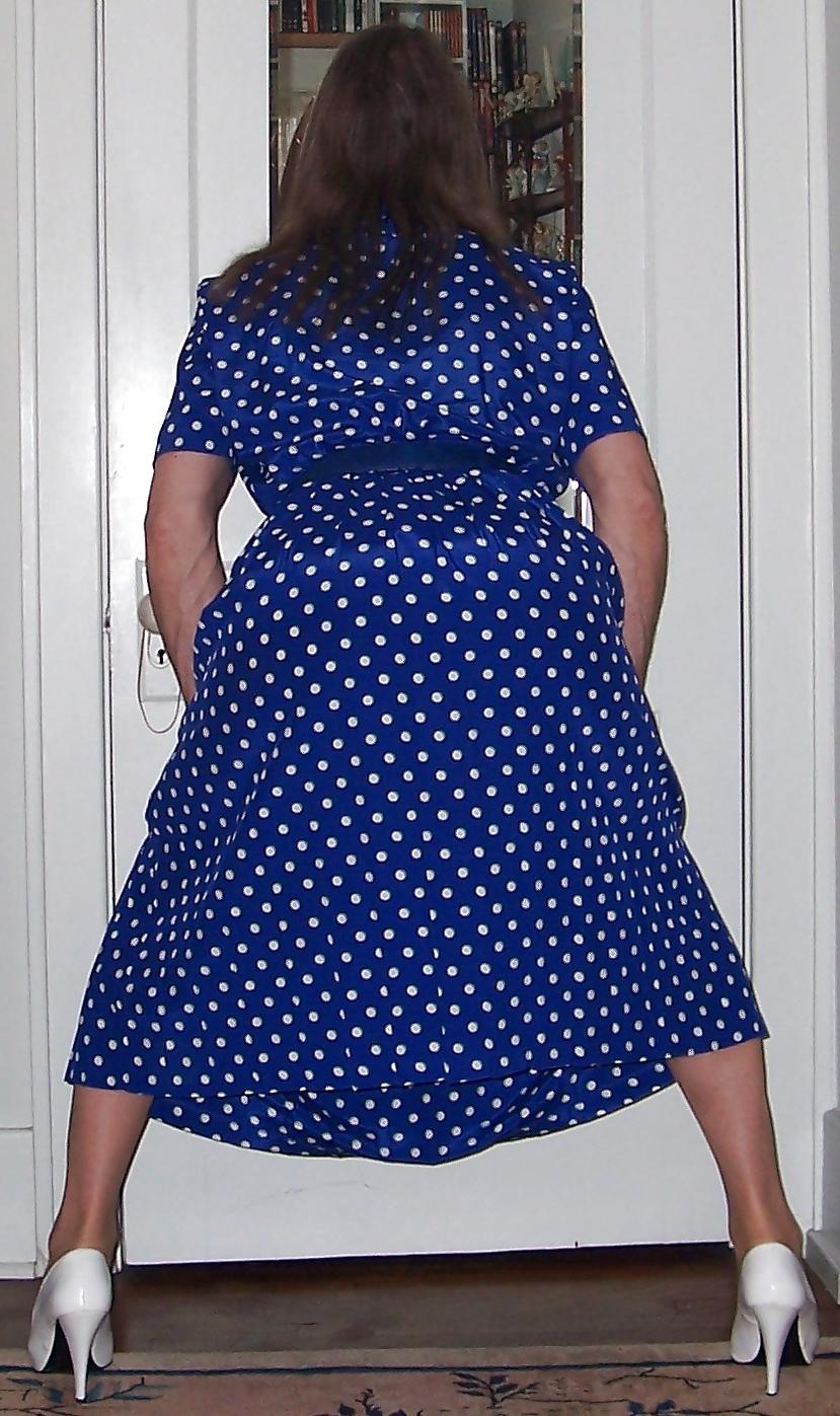 25P Crossdressing - More Ass