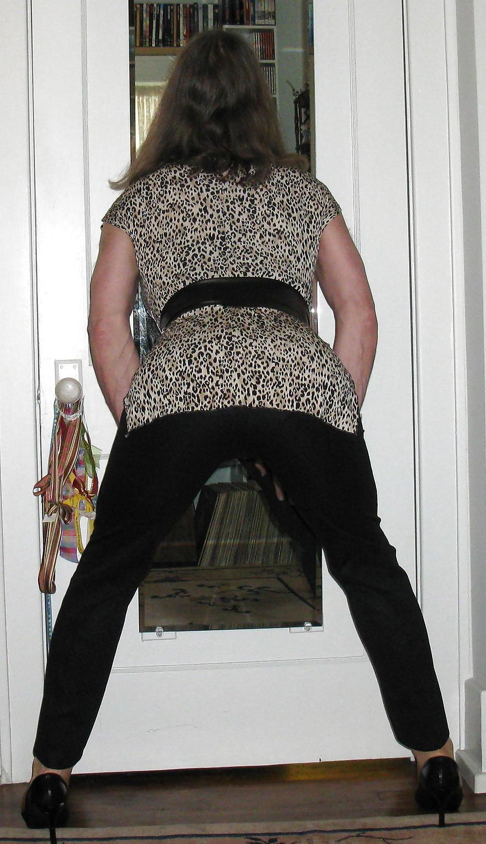 25P Crossdressing - More Ass