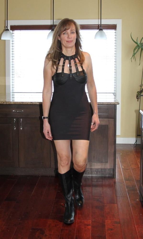 25P MATURES DRESSED LIKE SLUTS 51