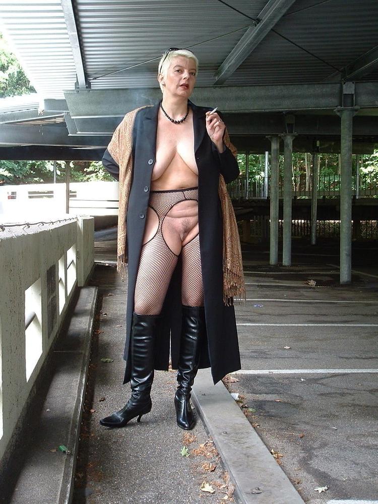 25P MATURES DRESSED LIKE SLUTS 51