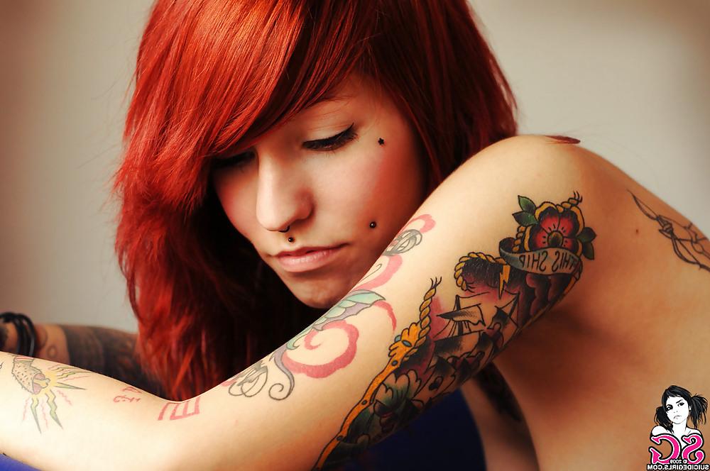 16P Amazing Emo Redhead