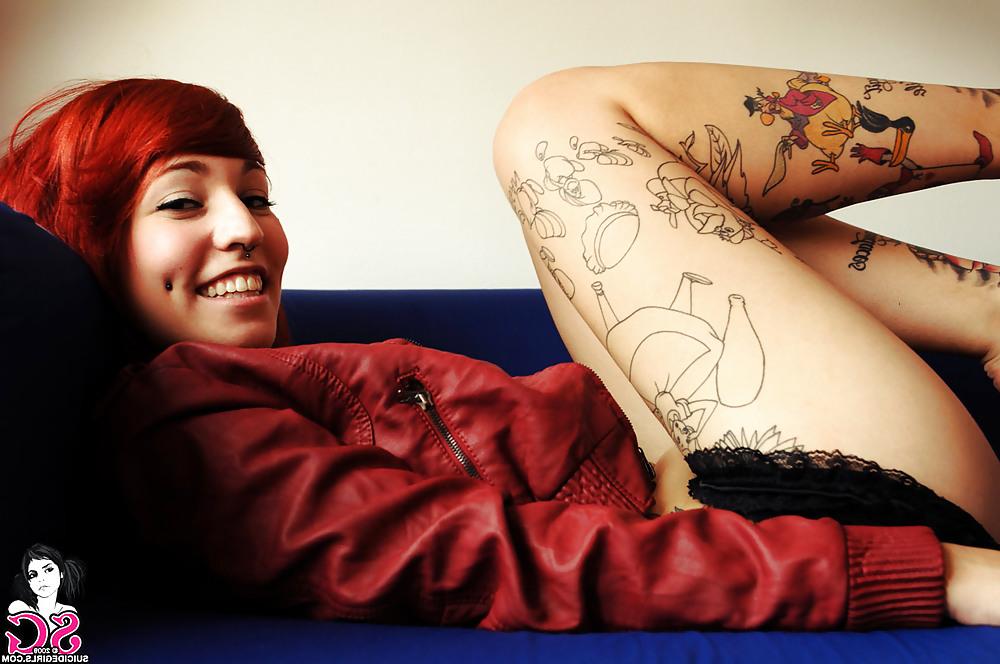 16P Amazing Emo Redhead